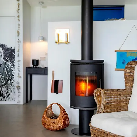 Enjoy The Beautiful View Over The Bay Semesterbostad *